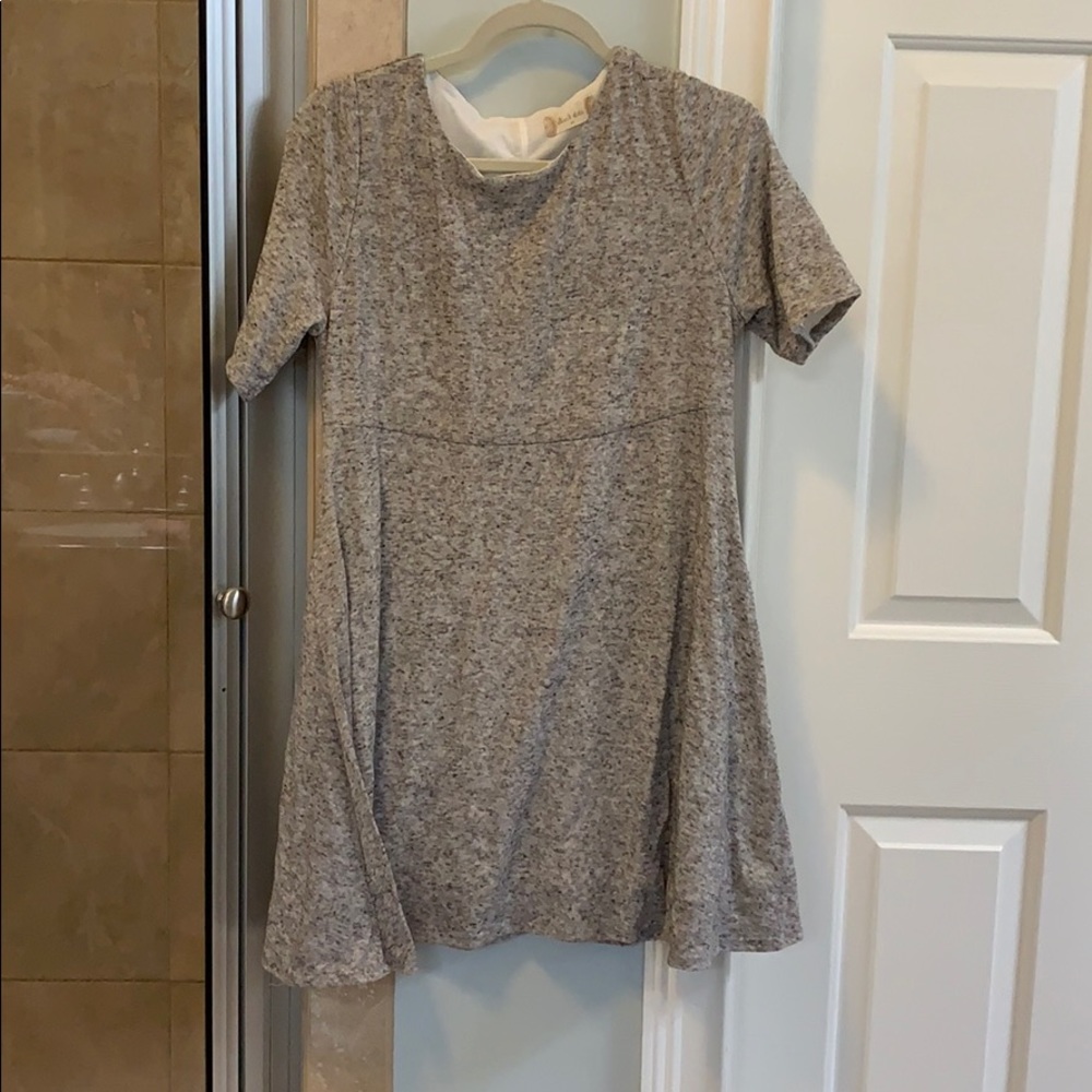 Super cute dress for the fall!